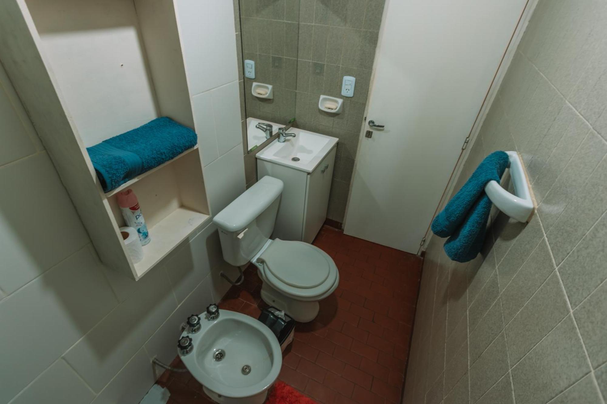 Habitaciones Mary 2 Camas Simples En Casa Compartida ウシュアイア エクステリア 写真