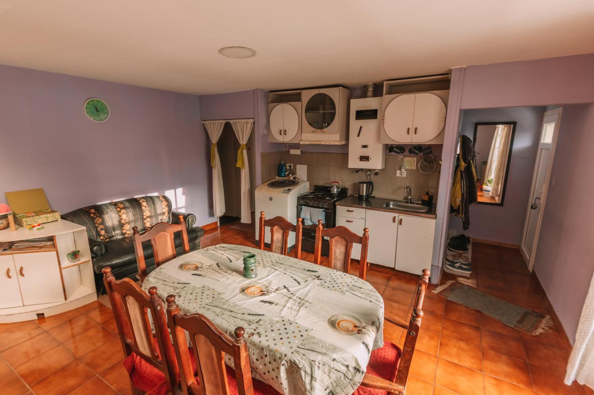 Habitaciones Mary 2 Camas Simples En Casa Compartida ウシュアイア エクステリア 写真